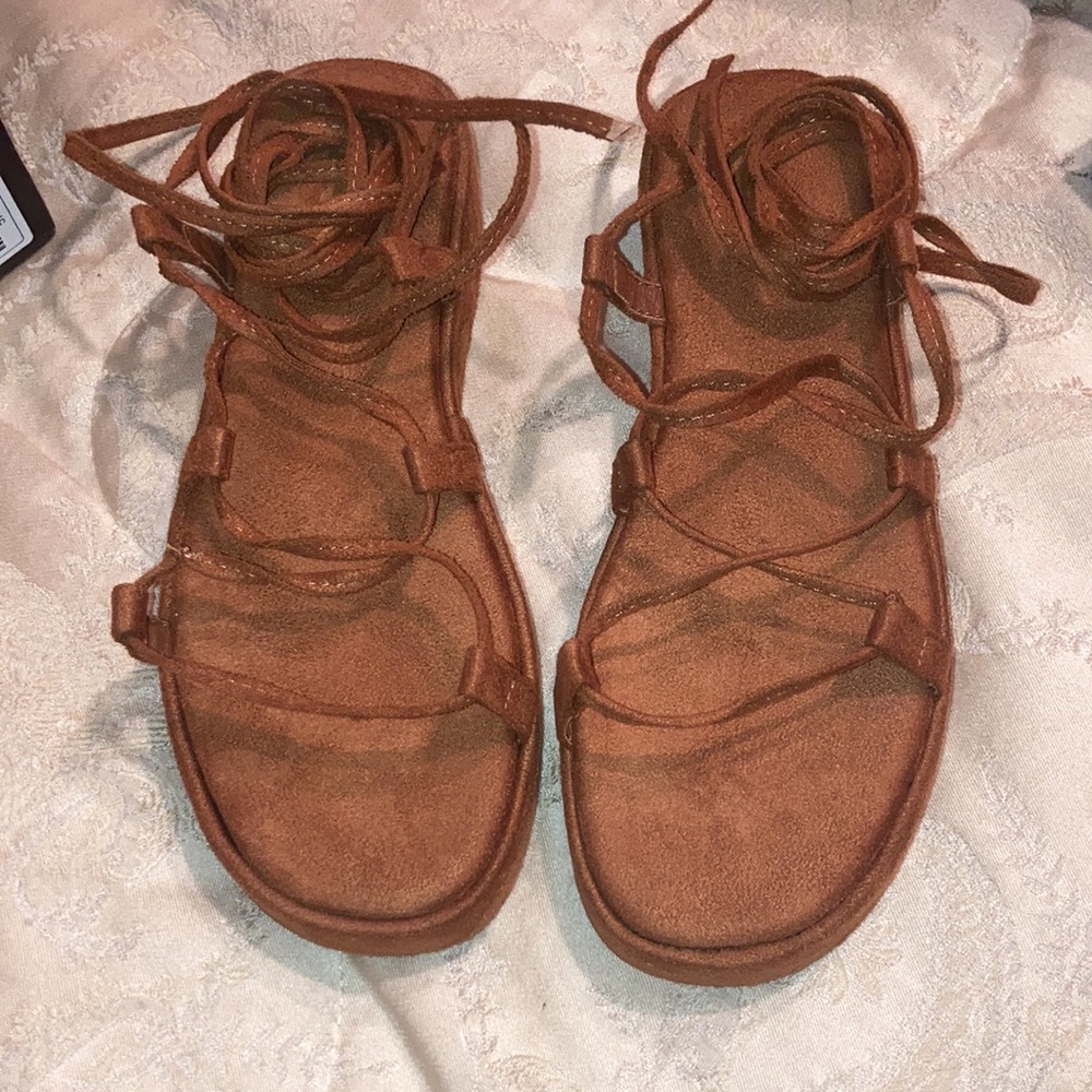 Tie up platform sandals